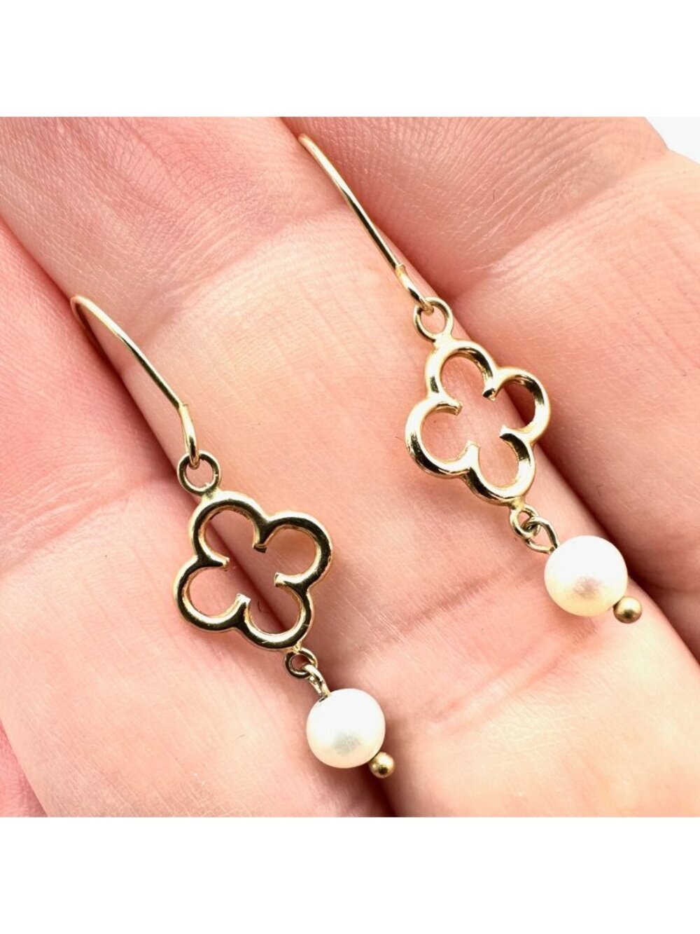 14K Yellow Gold Pearl Womens Pierced Earrings Quatrefoil Chandelier